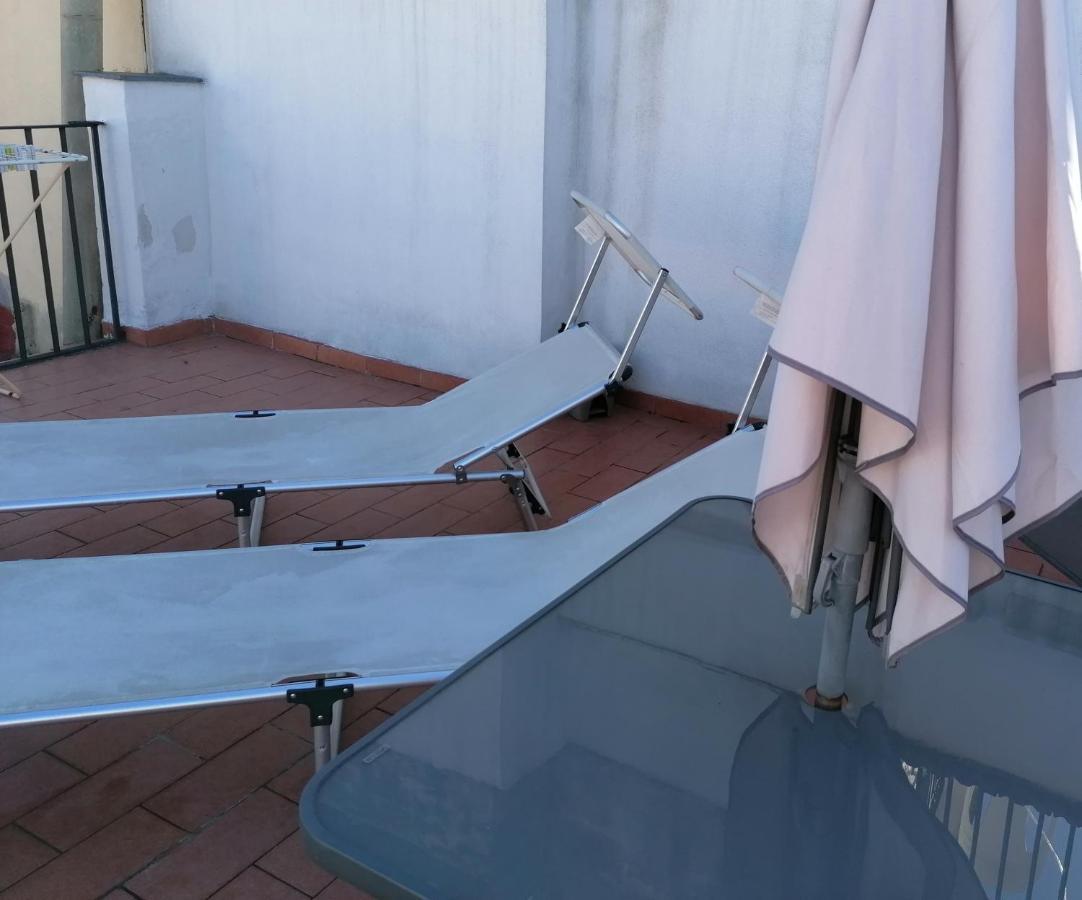Napoli Royal Flats Villa Luaran gambar